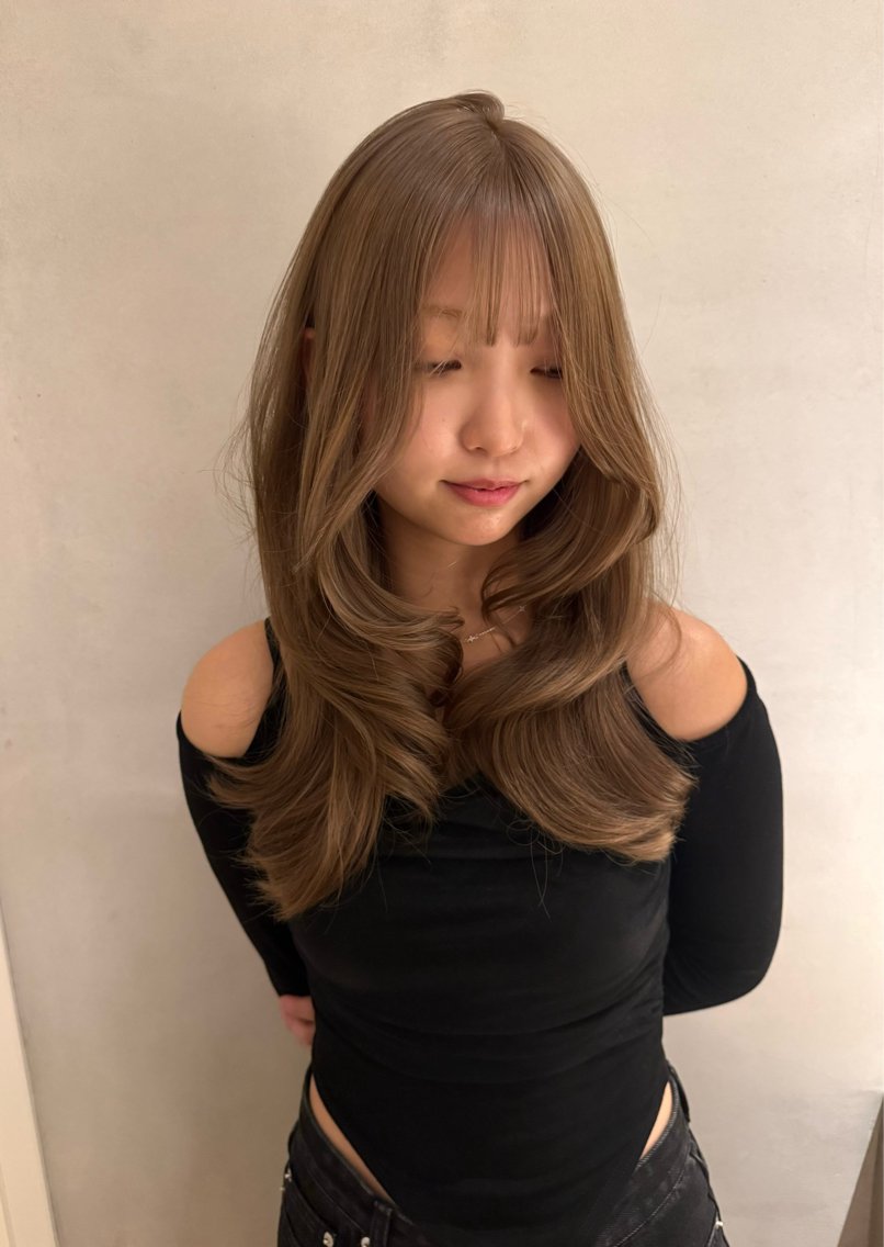 セミロング カラー ヘアカラー ハイトーン特化 /縮毛矯正/あかりのヘアスタイル