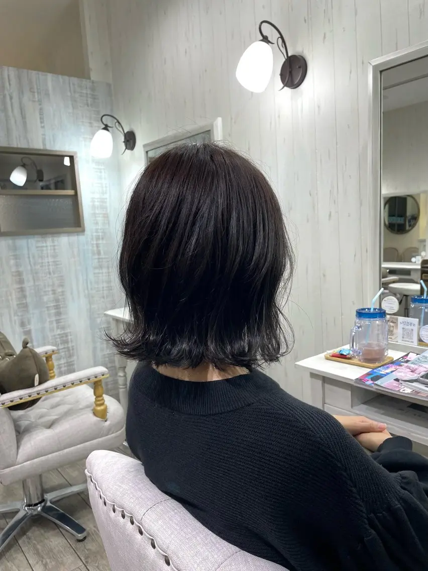 ミディアム ネモトメイナ🌿 今月末で退職しますのヘアスタイル