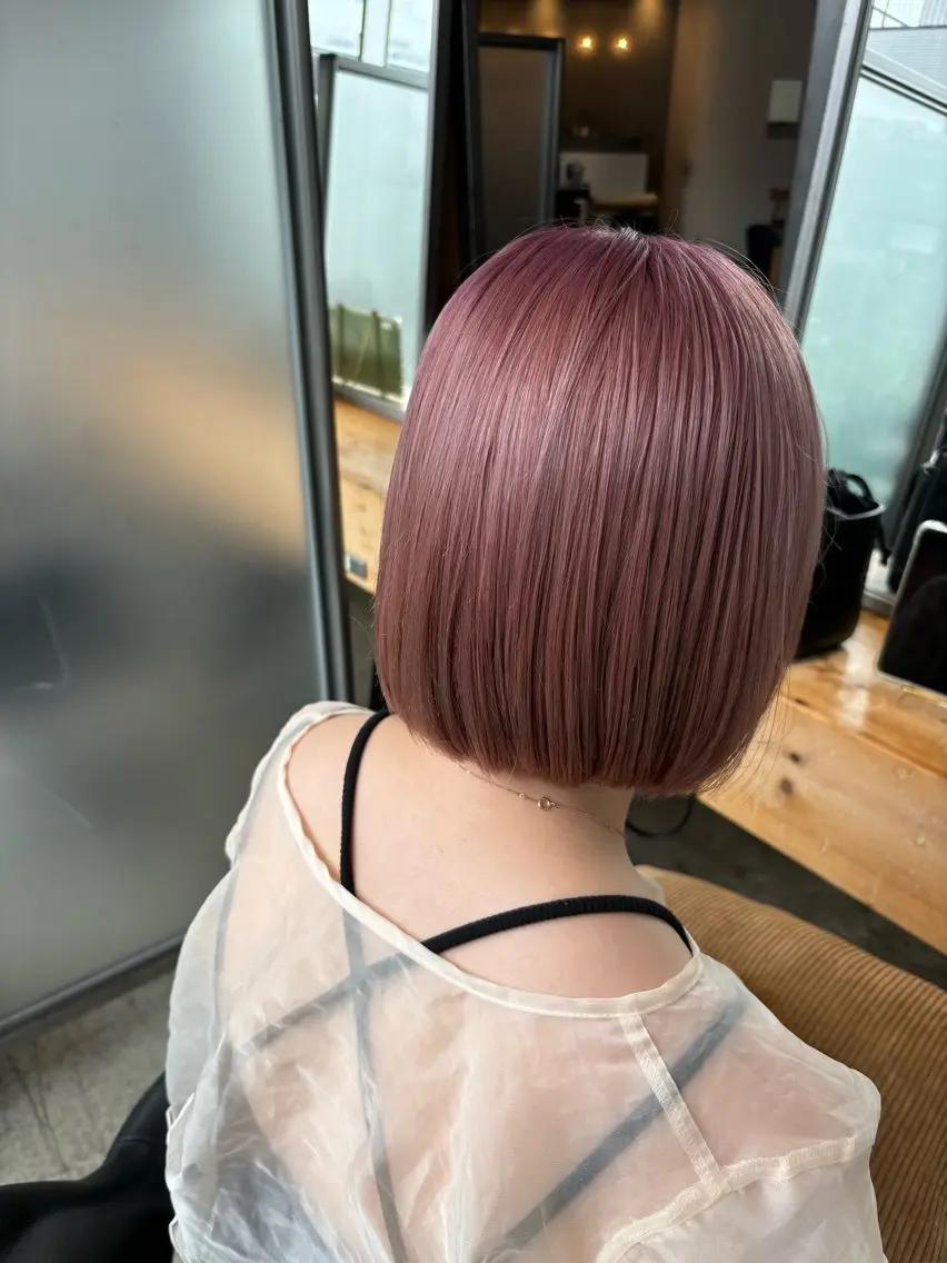 ミディアム カラー パーマ ヘアアレンジ ヘアカラー トリートメント ハイトーンカラー🤍 山下 優華のヘアスタイル
