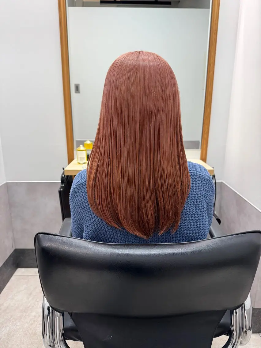 ロング ヘアカラー 三輪 恭平のヘアスタイル