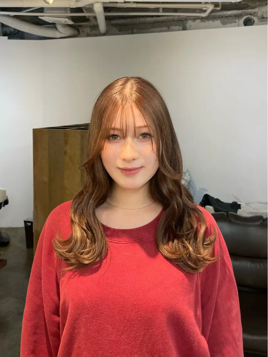 ロング ヘアカラー BELO OSAKA カエデのヘアスタイル