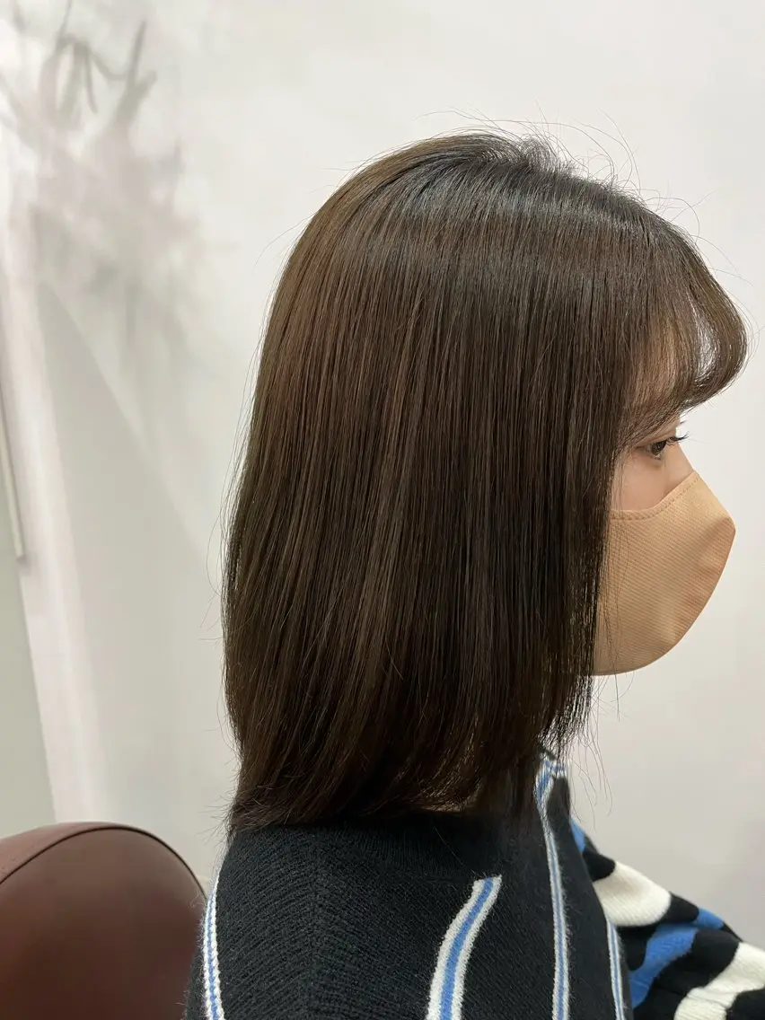 ミディアム 縮毛矯正 縮毛矯正 吉田 詩穂のヘアスタイル