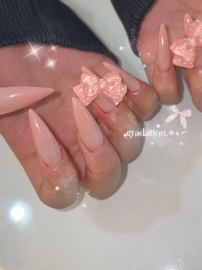 ネイル ハンドネイル ViViA momokaのネイルデザイン