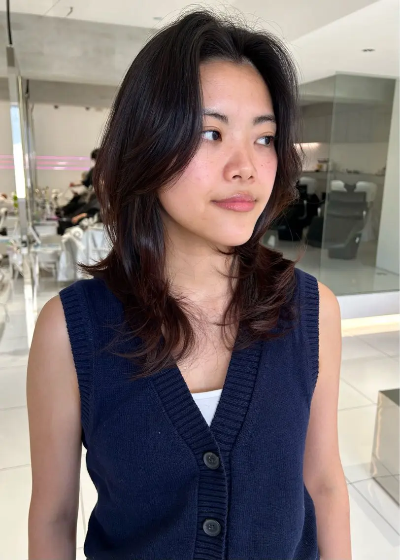 ミディアム カラー ミディアムレイヤー レイヤーカット カット 海外レイヤー /NAGISAのヘアスタイル