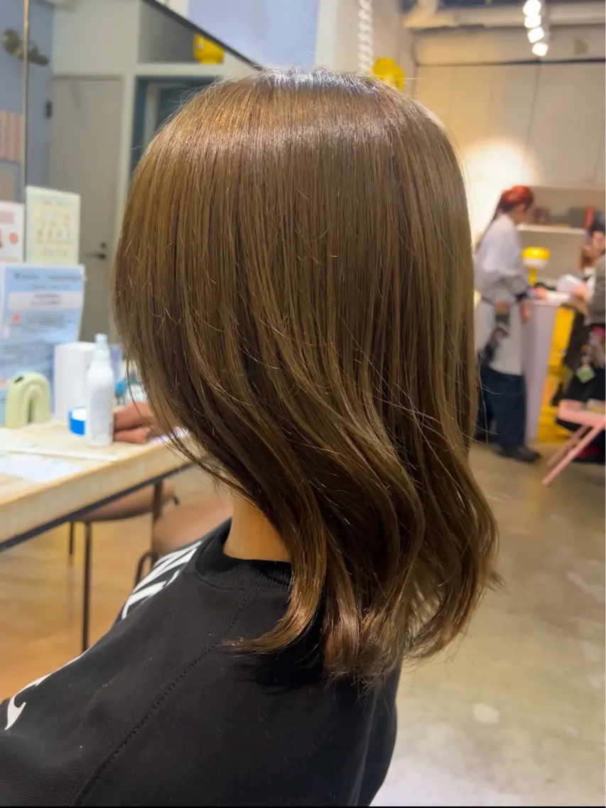 ミディアム カラー ベージュカラー オリーブベージュ 千葉 ほのかのヘアスタイル