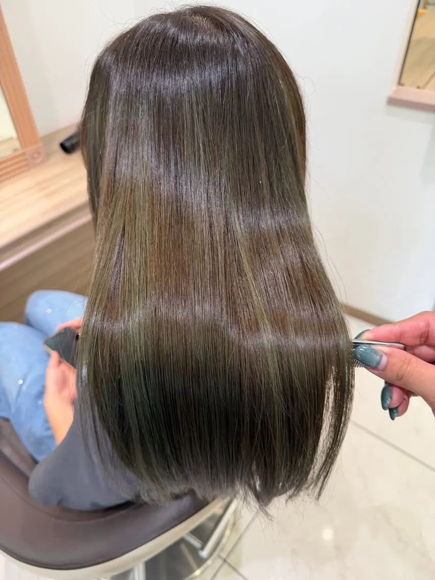 ロング カラー カット ヘアカラー トリートメント 【メンズパーマ✨️ 髪質改善矯正】岩城のヘアスタイル