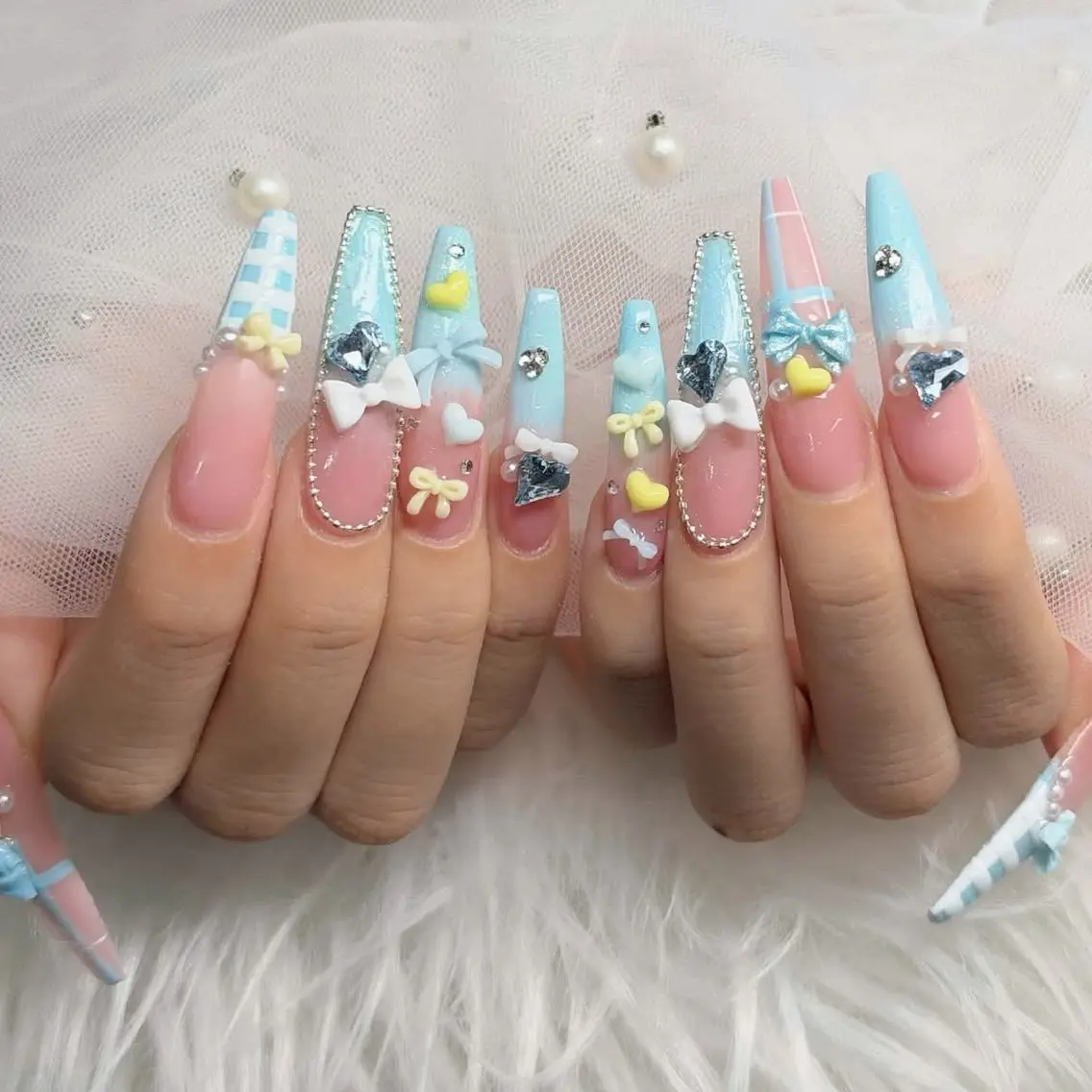 ネイル フットネイル フレンチネイル グラデーション 韓国ネイル ロングネイル ハンドネイル Hani Nail Salonのネイルデザイン