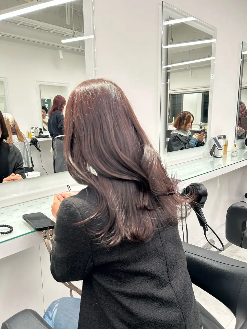 ロング カラー ヘアアレンジ ヘアカラー ブリーチ無し透明感 🕊AZUSAのヘアスタイル