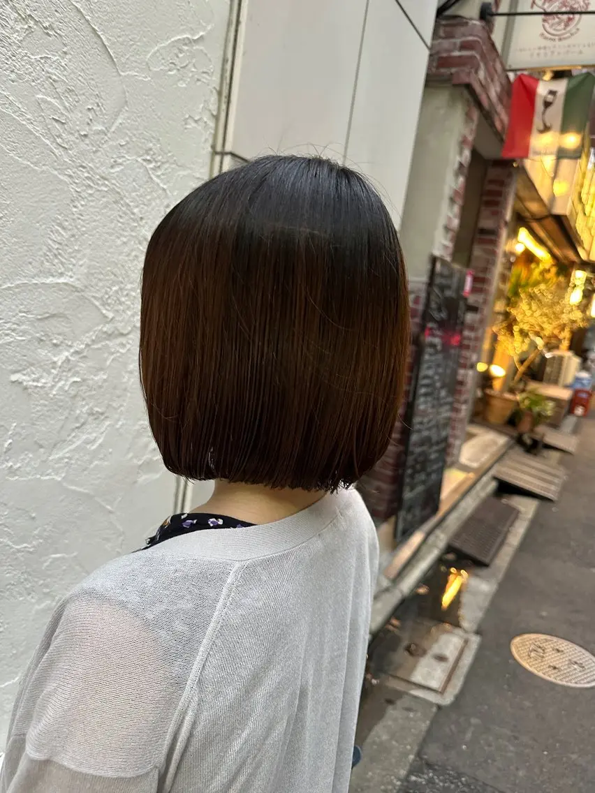 ショート カラー 金ウンス 髪質改善カラーのヘアスタイル