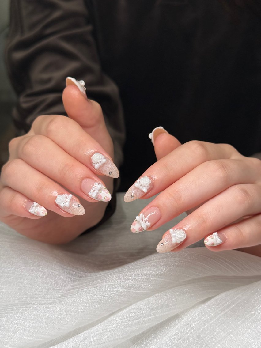 ネイル オーロラネイル ブルー チークネイル フットネイル フレンチネイル ハンドネイル HANA NAILSのネイルデザイン