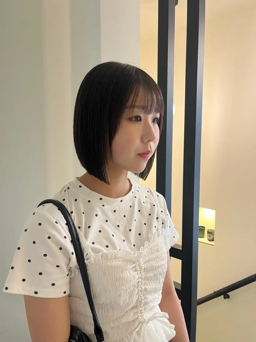 ショート ボブ カット 山本 彩香のヘアスタイル