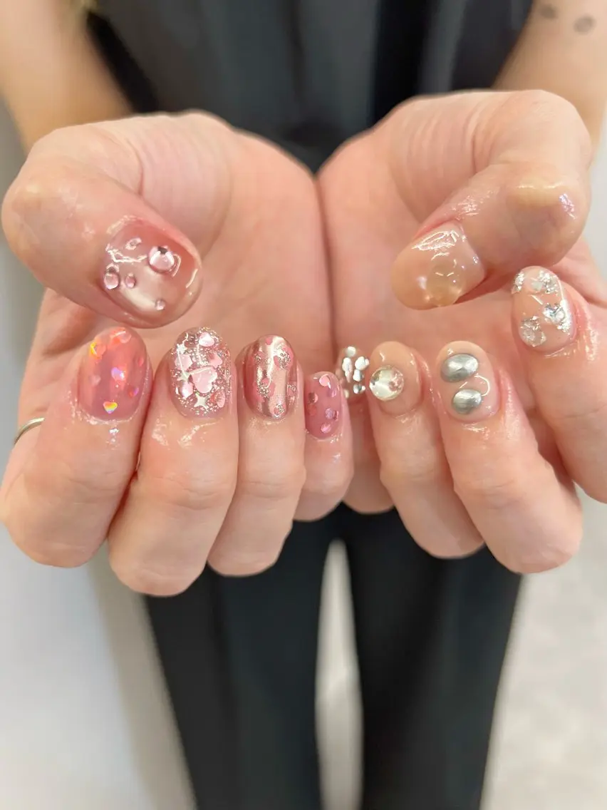 ネイル ジェルネイル キラキラネイル マグネットネイル ニュアンスネイル パラジェル ハンドネイル ハンドケア Bana_ Nailのネイルデザイン