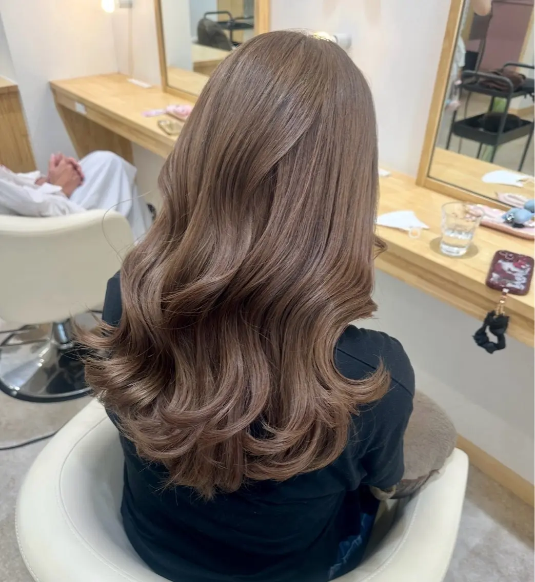 カラー カット ヘアカラー 淡い暖色・ラベンダー ♡レイヤー🩰ノアのヘアスタイル
