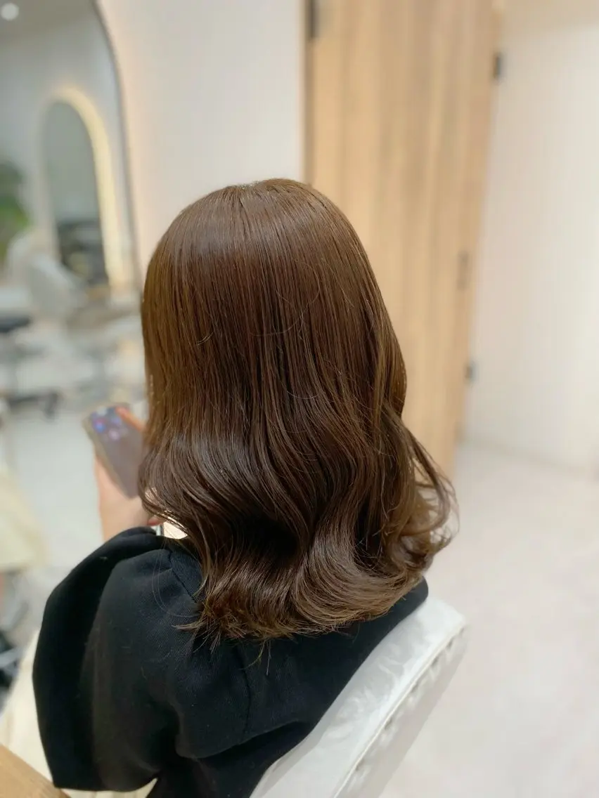 ミディアム カラー ベージュカラー カット ヘアカラー トリートメント 艶髪・透明感カラー・ 韓国ヘア・Yuriのヘアスタイル