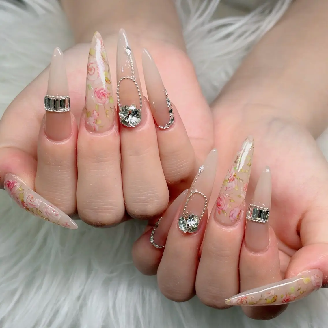 ネイル フットネイル フレンチネイル グラデーション 韓国ネイル ロングネイル ハンドネイル Hani Nail Salonのネイルデザイン