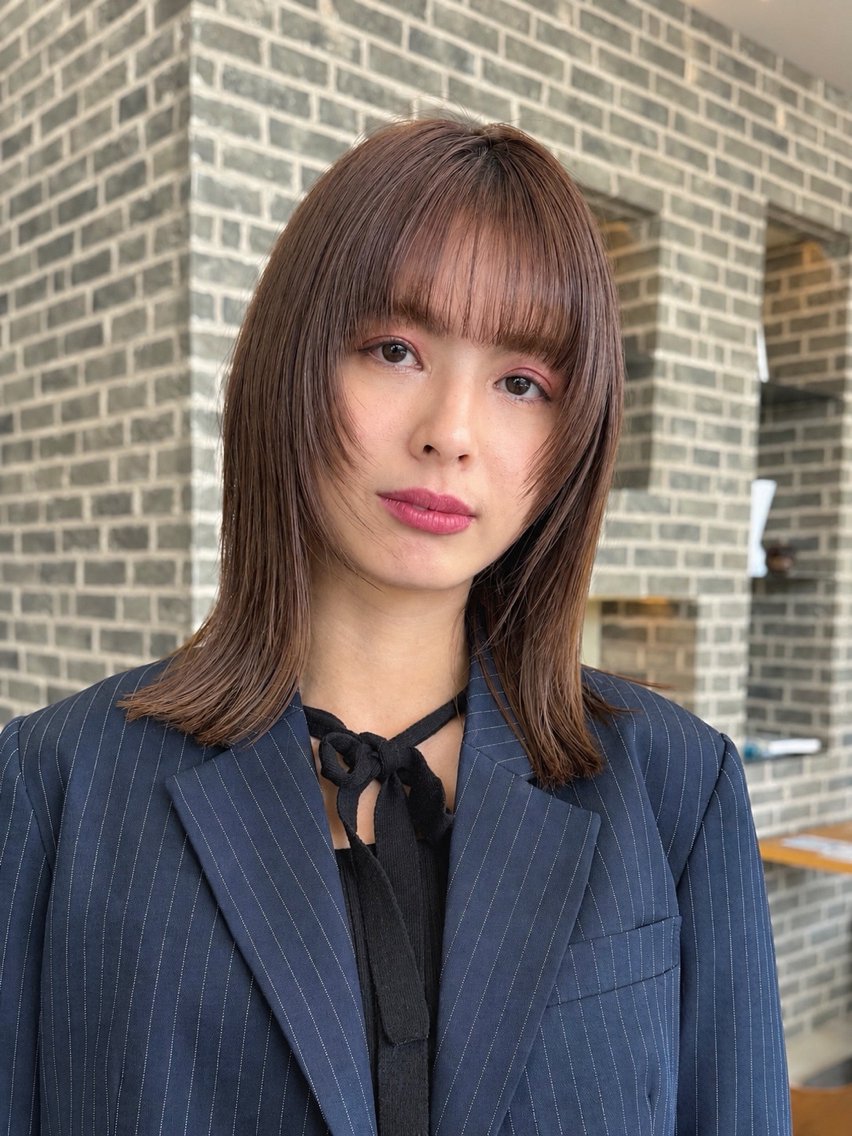 ミディアム カット ヘアカラー 小林 瞭介のヘアスタイル
