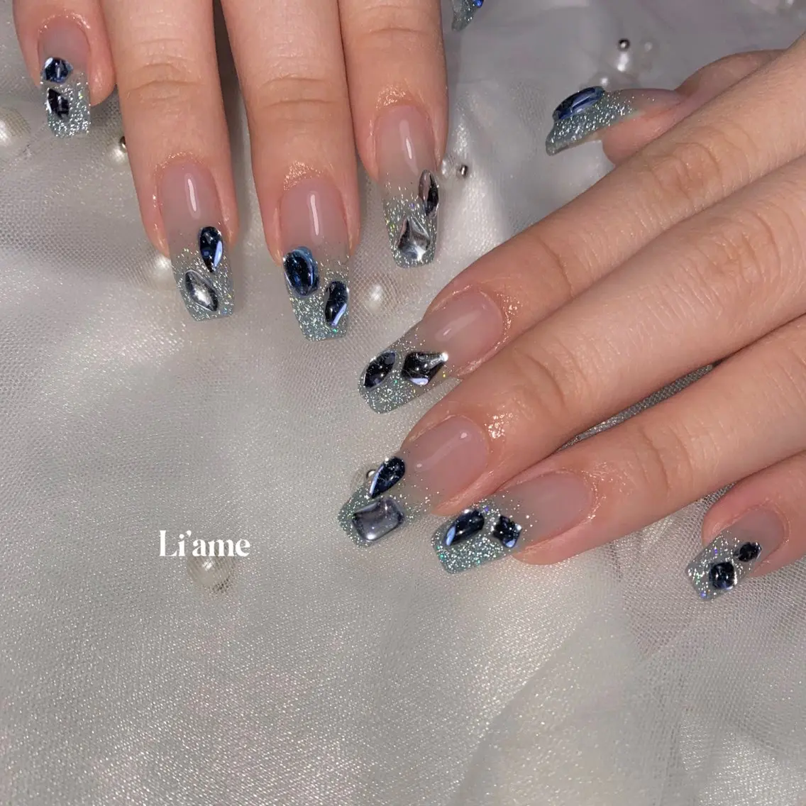 ネイル ハンドネイル Luna 【Li'ame】のネイルデザイン