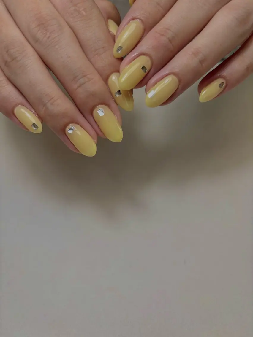 ネイル ハンドネイル is..nail 🌷sonokoのネイルデザイン