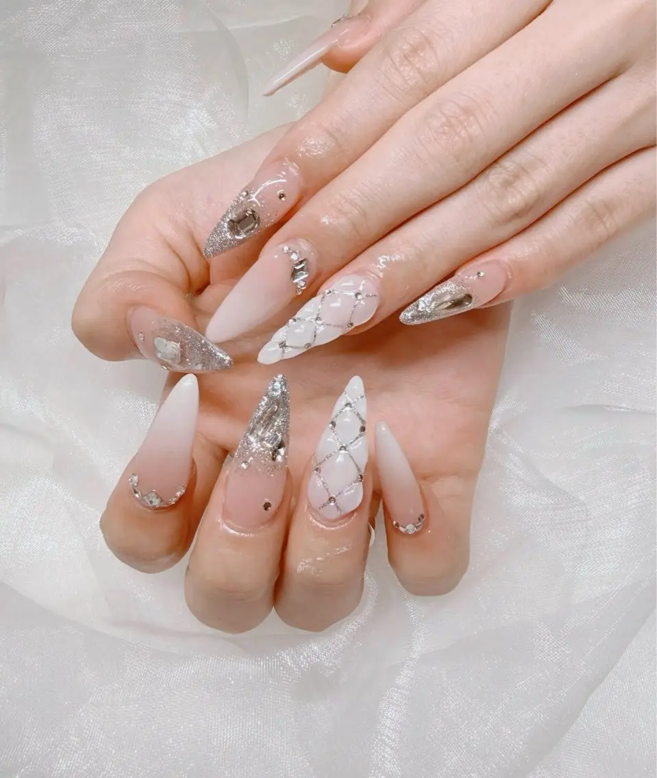 ネイル ハンドネイル CHARME 🤎〔RINA〕のネイルデザイン