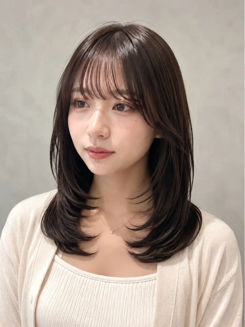 ミディアム カラー ミディアムレイヤー レイヤーカット 小顔カット カット ヘアカラー トリートメント 池袋/小顔レイヤー/ 顔まわり/taigaのヘアスタイル