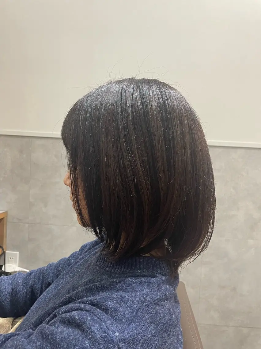 セミロング 顔周りカット レイヤーカット ROCCAhair 谷山陸のヘアスタイル