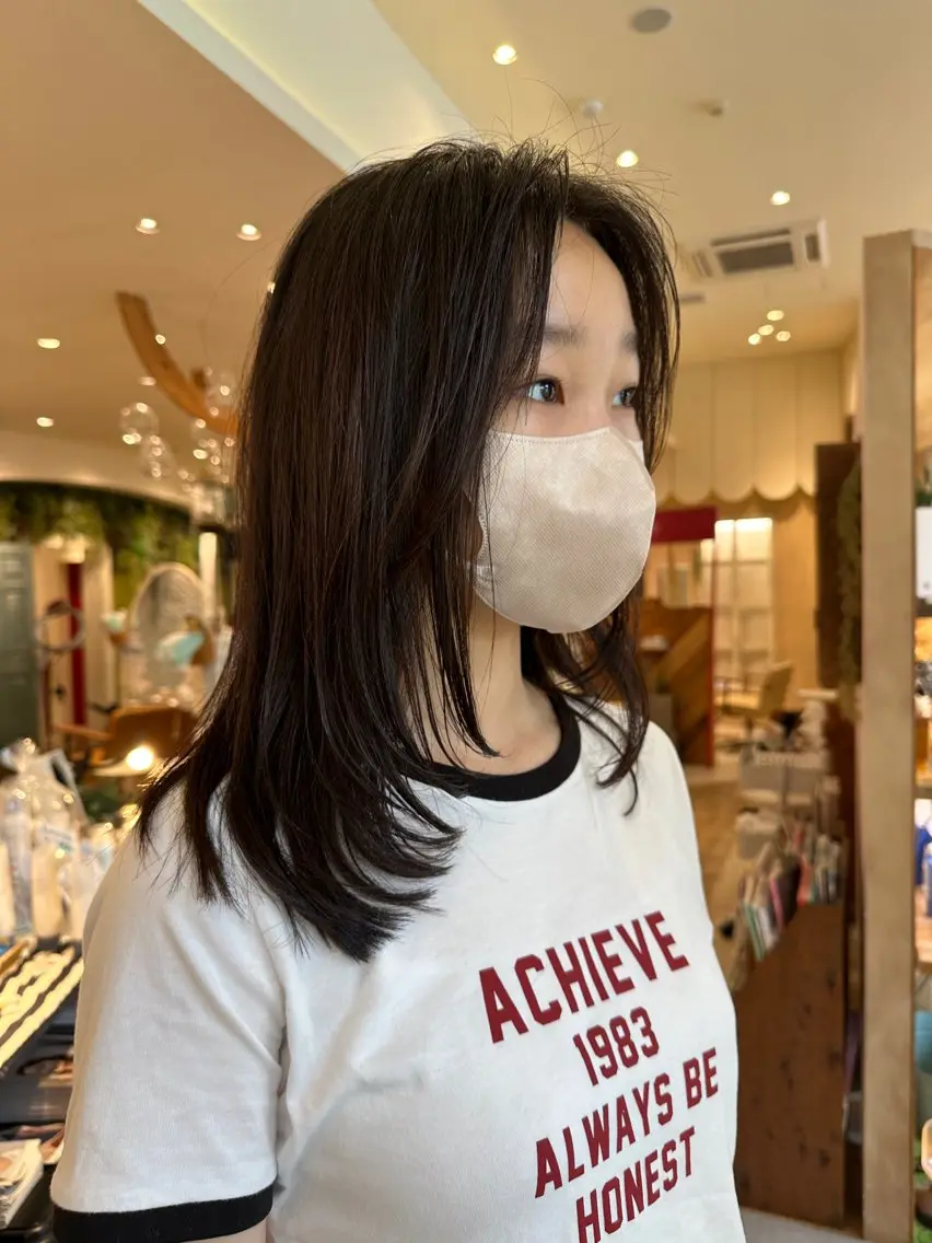 ロング ヘアカラー トリートメント 韓国風レイヤーカット 🇰🇷❕モカのヘアスタイル