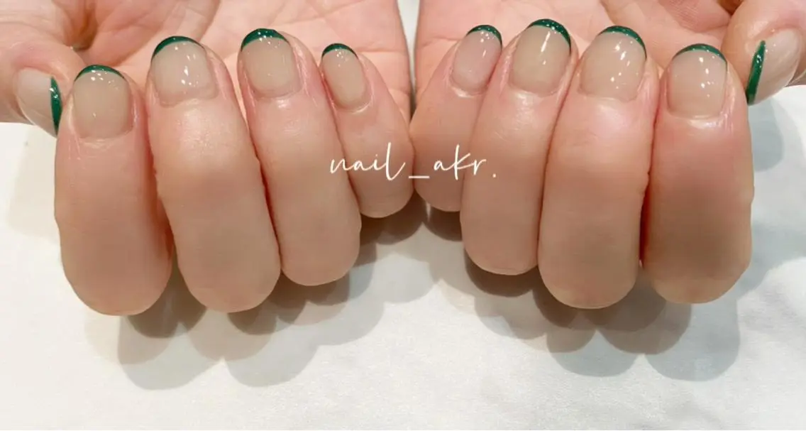 ネイル フレンチネイル グリーン nailAVANCE akariのネイルデザイン