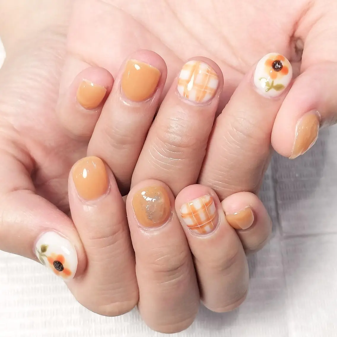 ネイル ハンドネイル 桃子 Nail高円寺のネイルデザイン