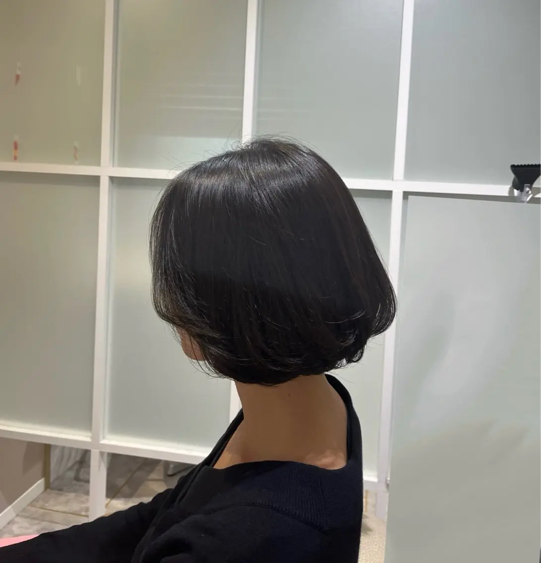 ショート カット 艶ボブ🌼 MAHOのヘアスタイル