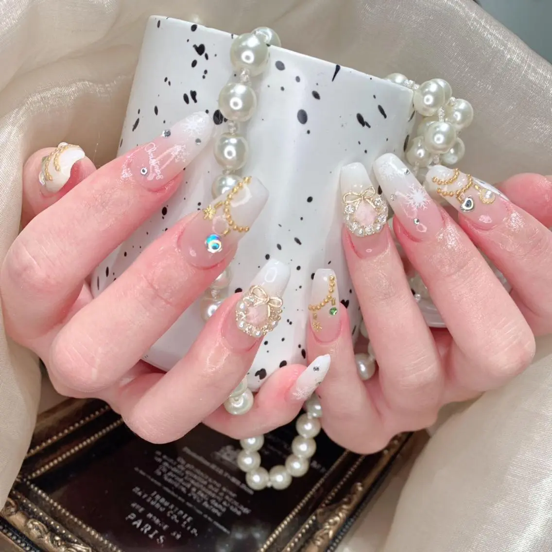 ネイル ハンドネイル Queens マオのネイルデザイン