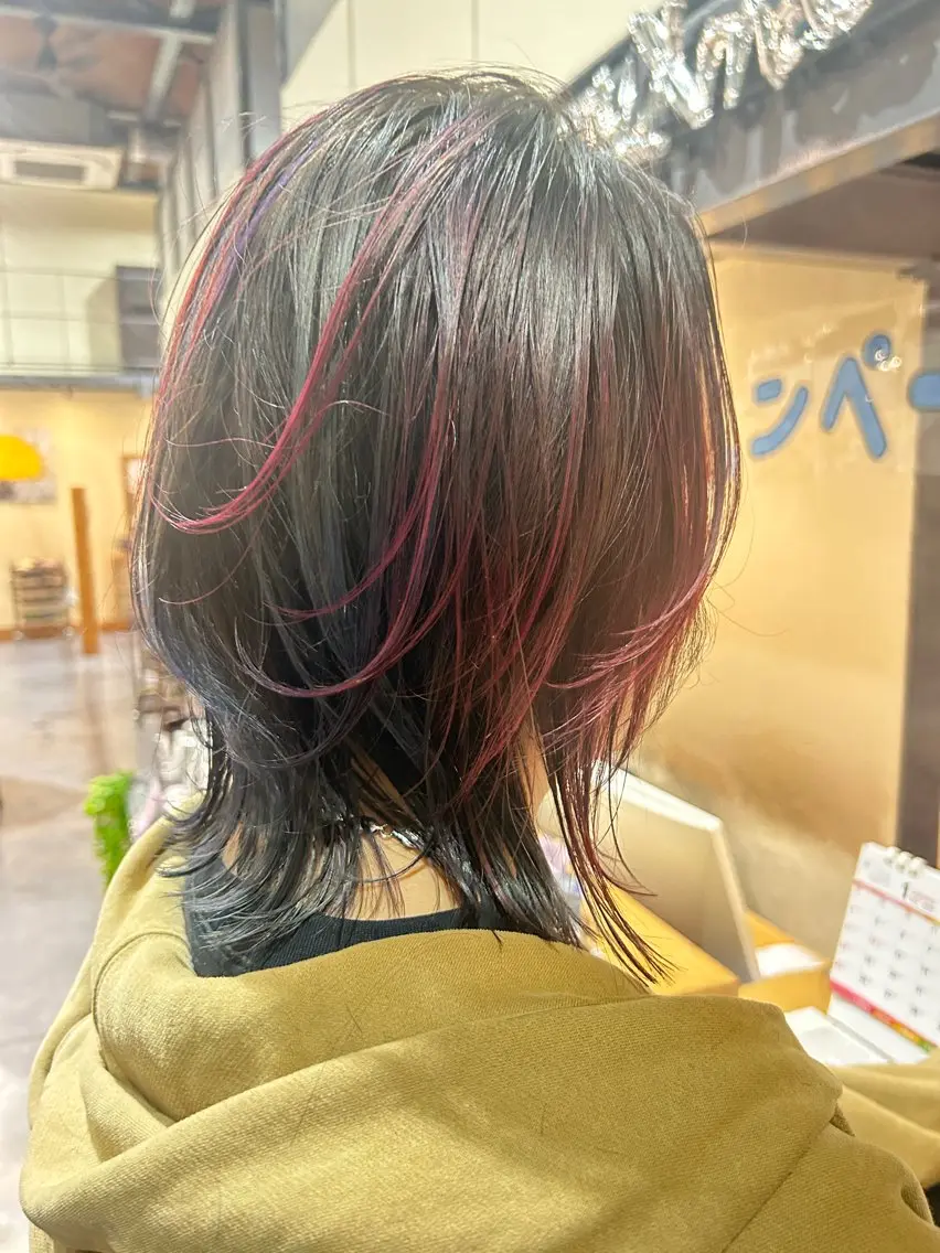 ミディアム カット ヘアカラー 井上 萌のヘアスタイル