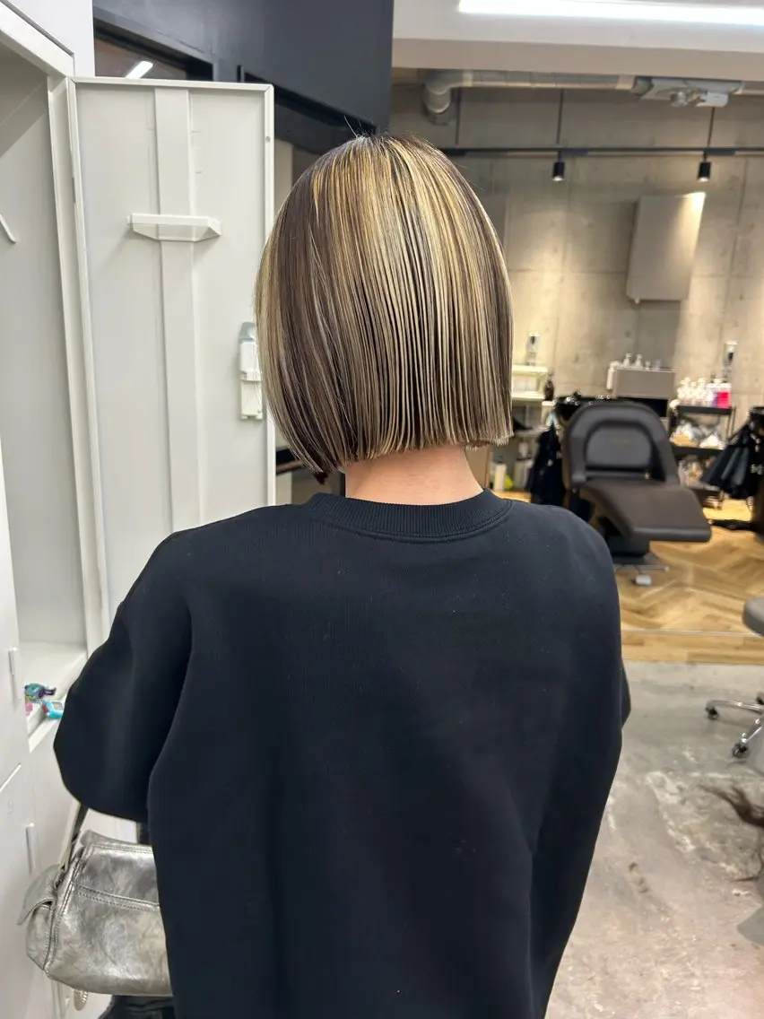 ショート ハルカ 透明感カラー 美髪縮毛矯正🥣のヘアスタイル