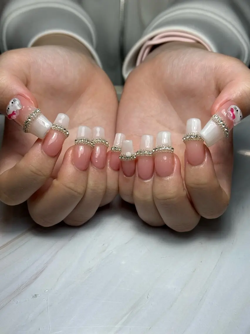 ネイル akina nailsのネイルデザイン