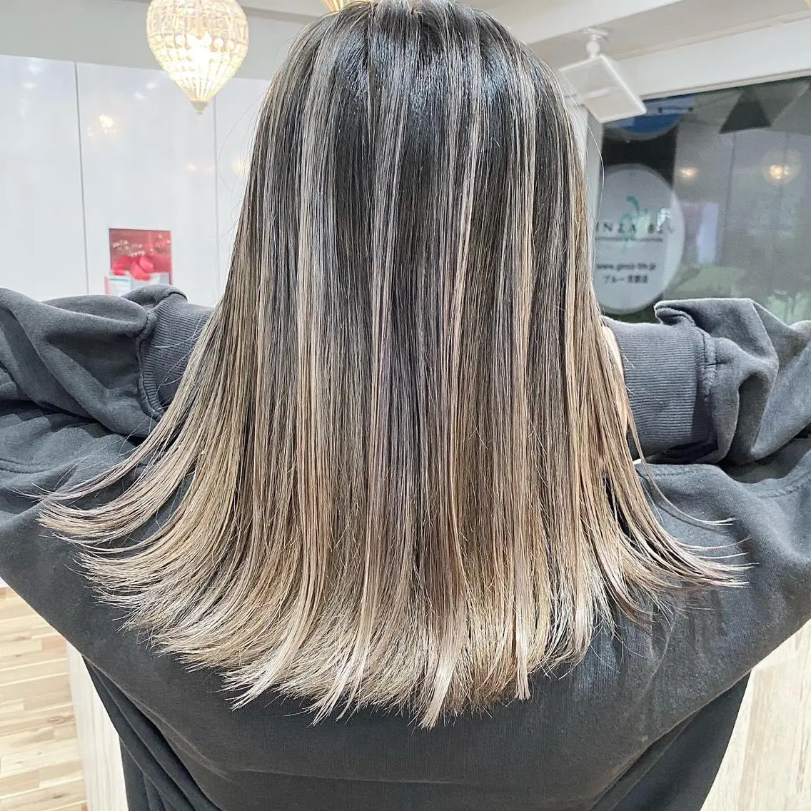 ミディアム カラー ヘアアレンジ 久米 治仁のヘアスタイル