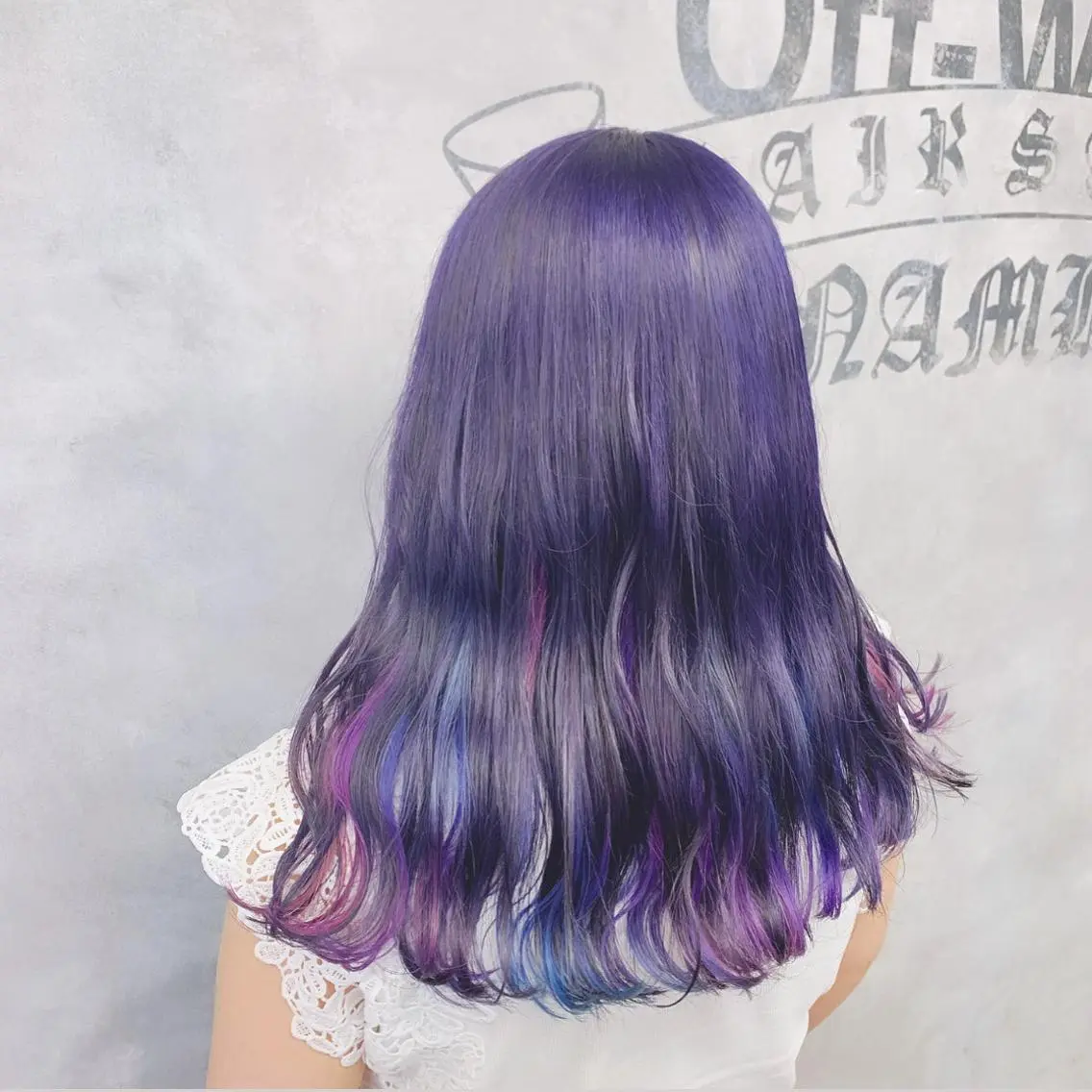 セミロング カラー ダブルカラー インナーカラー ラベンダーカラー ブリーチ&エクステ 🥀ケアカラー特化のヘアスタイル
