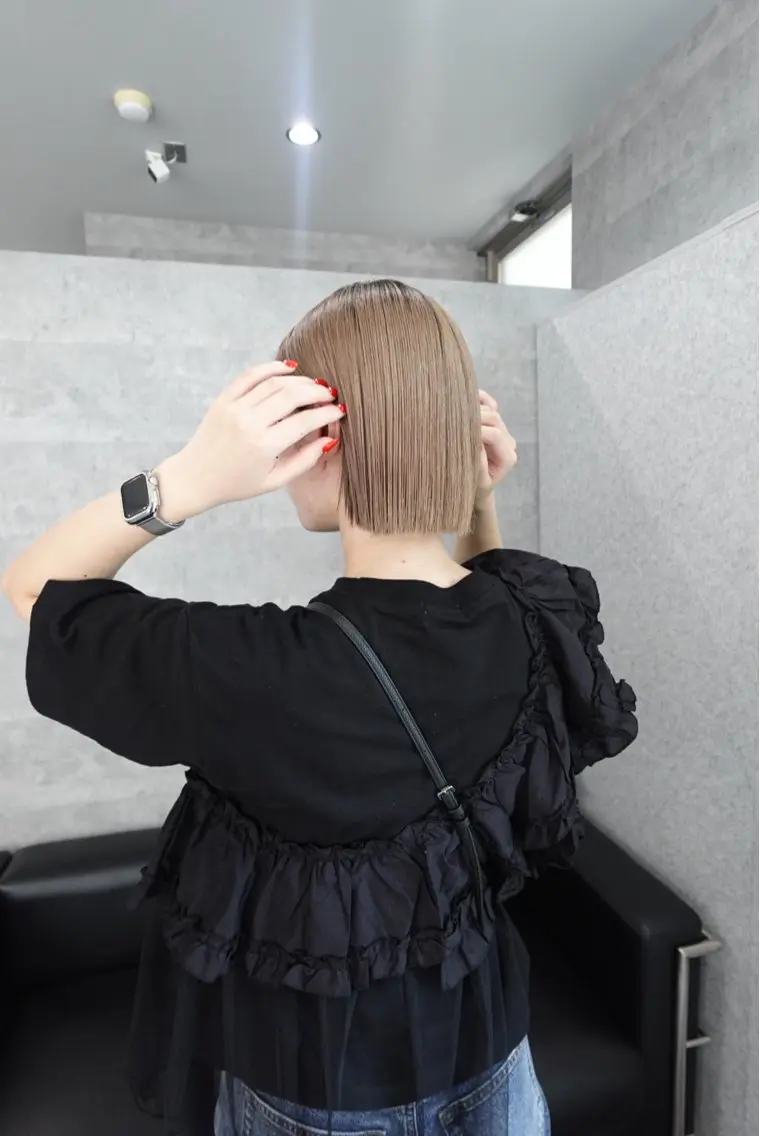 ショート 眉毛ワックス、パーマ 眉だけで垢抜けのヘアスタイル