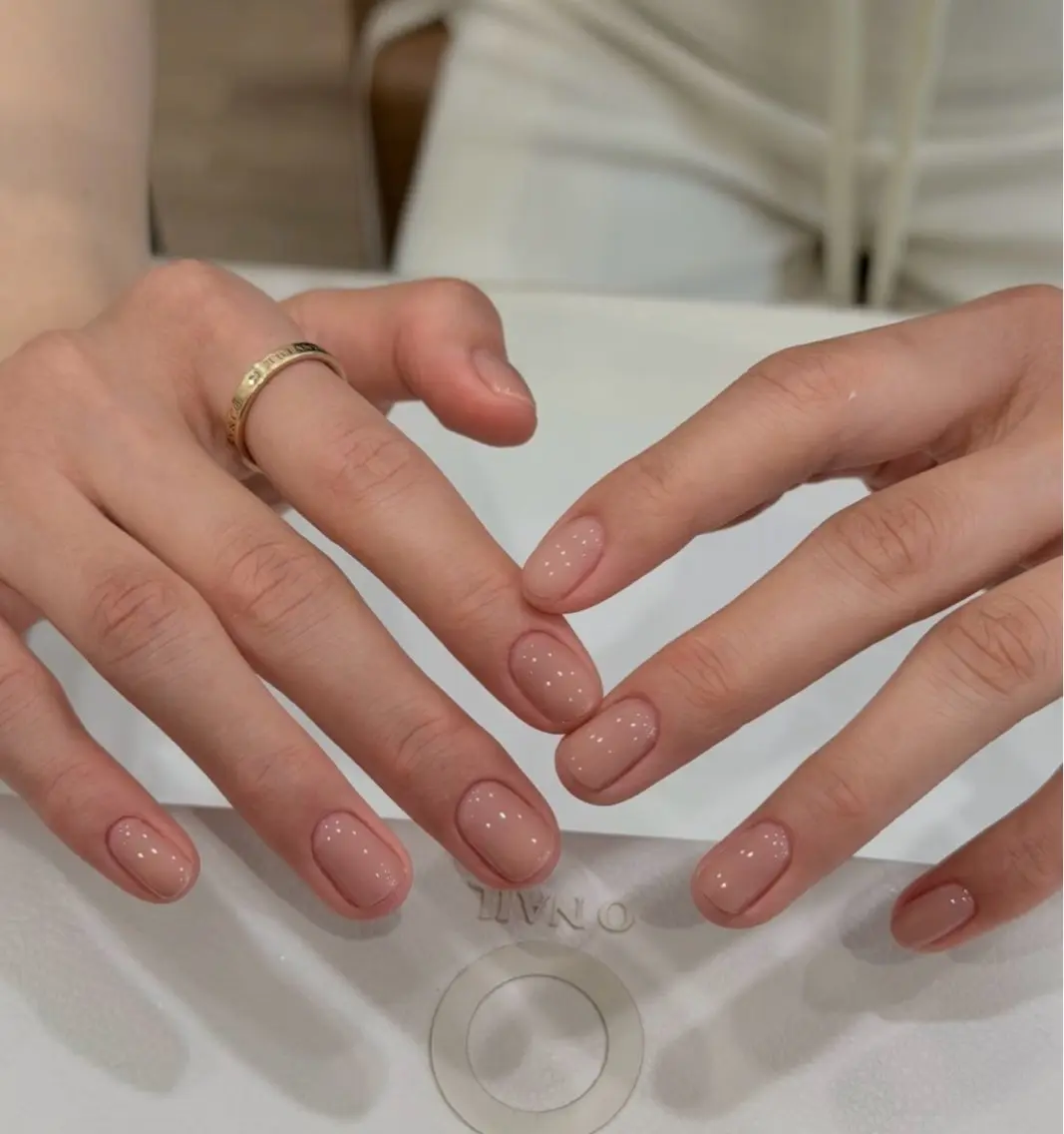 ネイル ハンドネイル Dione Nail ハチワレのネイルデザイン