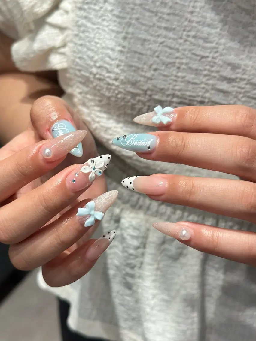 ネイル チークネイル ドット フレンチネイル グラデーション ハート ハンドネイル ハンドケア Eli Muse 新宿ネイルのネイルデザイン