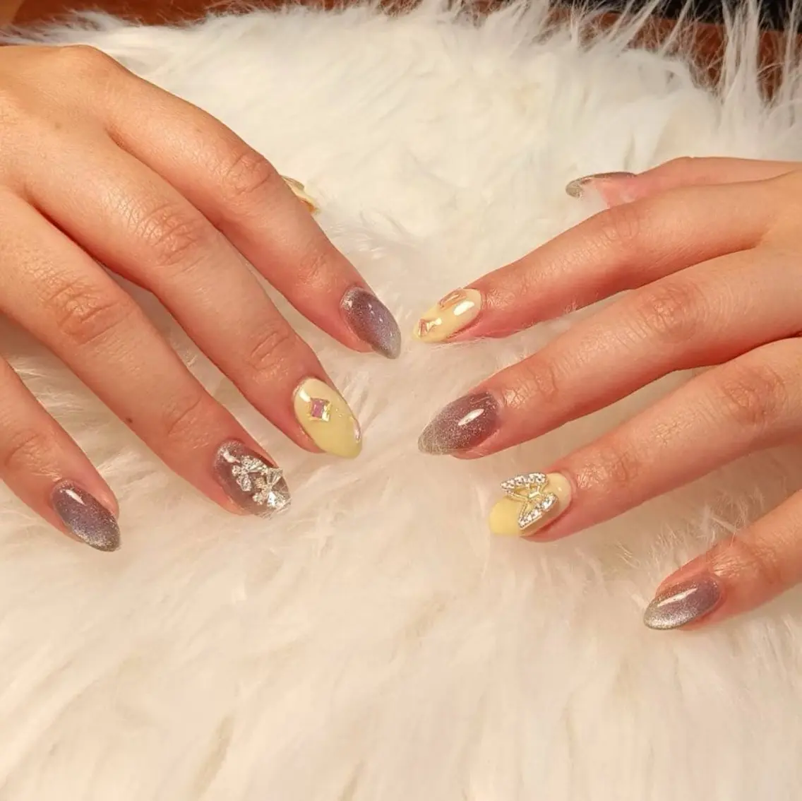 ネイル LOUISE. ✨beautyのネイルデザイン