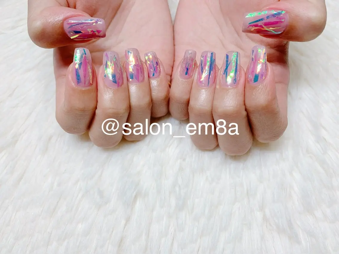 ネイル オーロラネイル ジェルネイル salon EM&A emiのネイルデザイン
