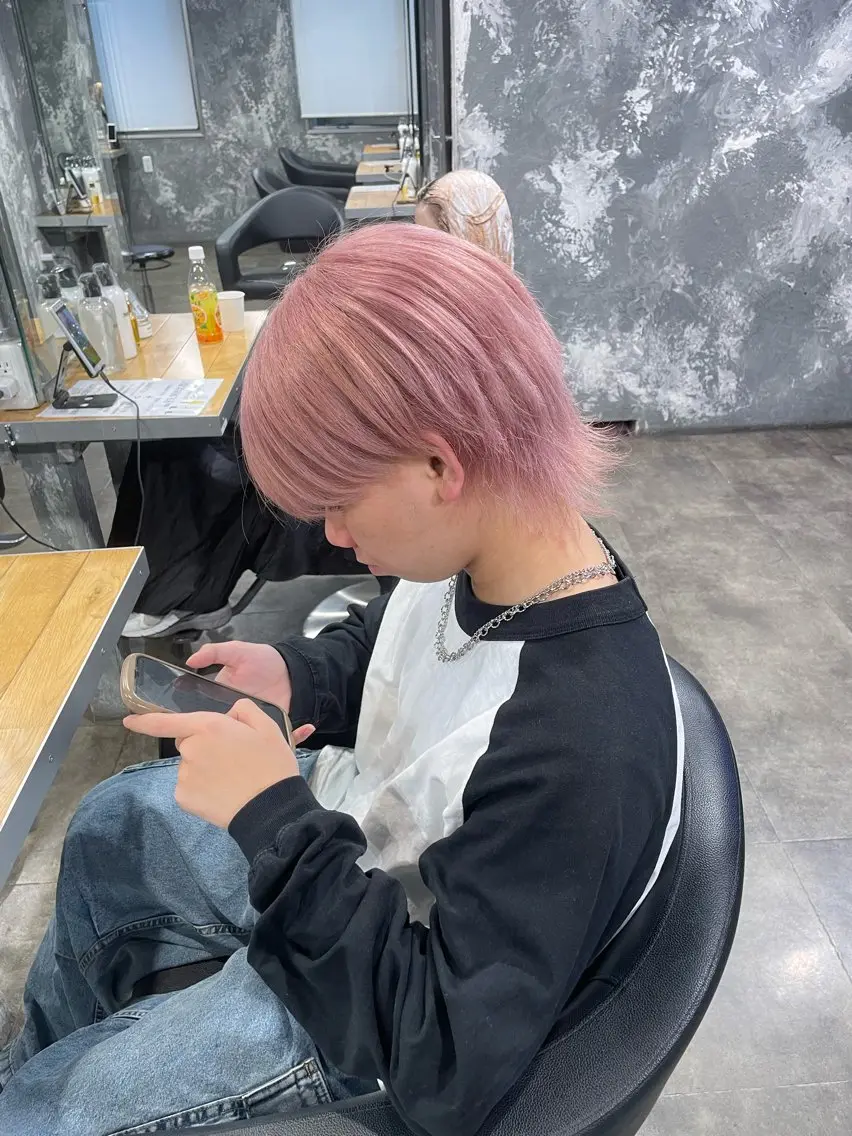 ショート カラー メンズ ヘアカラー ハイトーン 横浜💞ミオのヘアスタイル