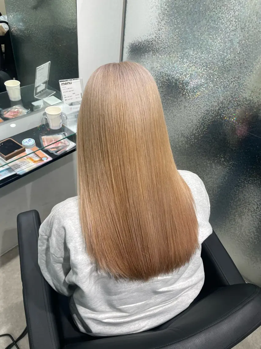 ロング カラー ベージュカラー ハイライトカラー ホワイトベージュ ハイライト ヘアカラー 透明感艶髪カラー /府中/Mizukiのヘアスタイル