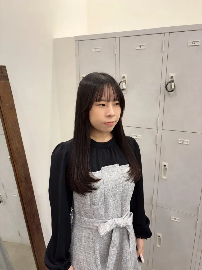 ロング レイヤーカット ローレイヤー 福島 怜奈のヘアスタイル