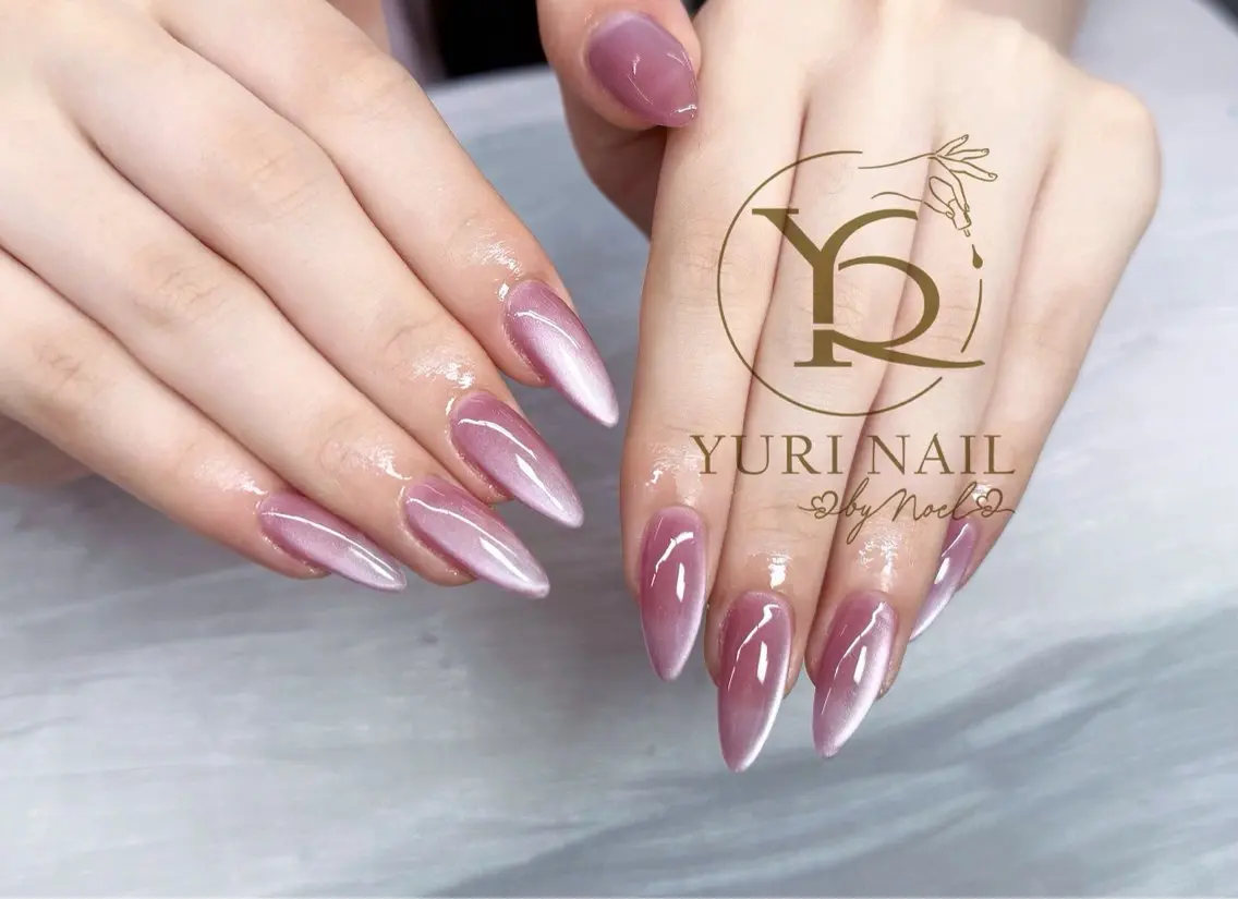ネイル チークネイル フットネイル フレンチネイル グラデーション キラキラネイル ハンドネイル フットネイル ハンドケア YURI Nail Funabashiのネイルデザイン