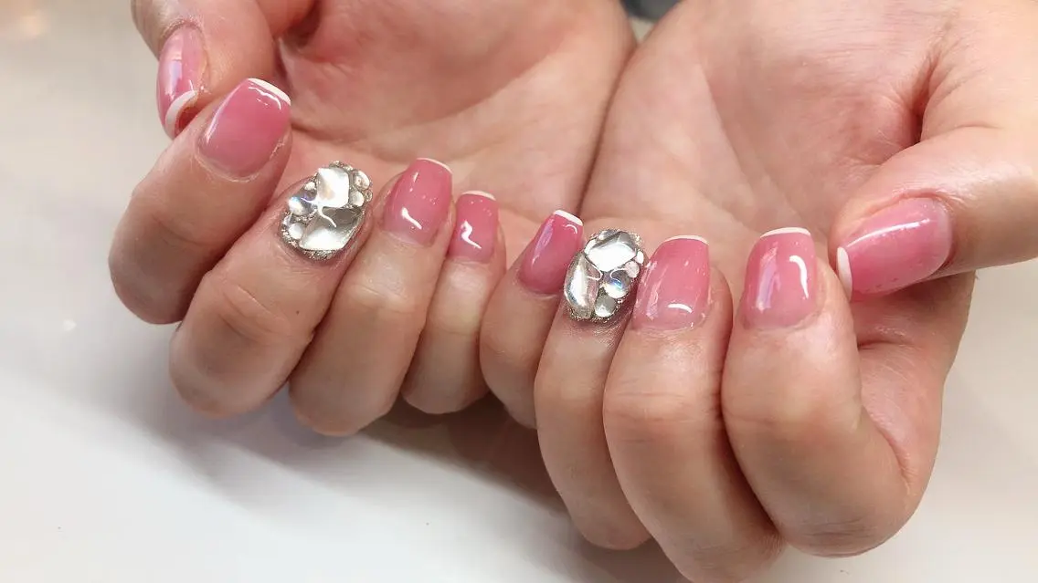ネイル noix nail &eyeのネイルデザイン