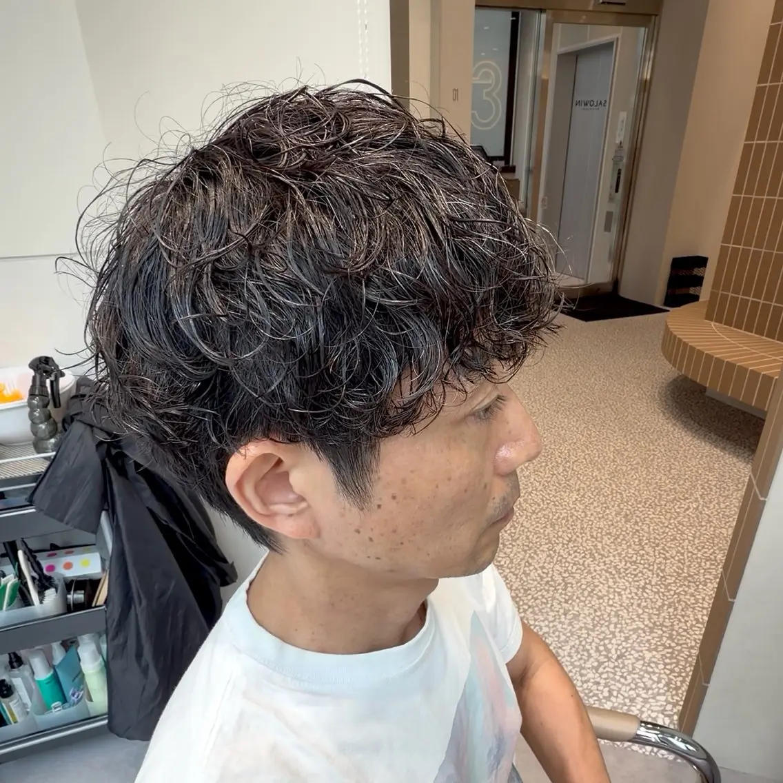 ミディアム メンズ ミディアムパーマ メンズパーマ カット パーマ ヘアセット 新宿メンズカット/ パーマ/岩田進一のヘアスタイル