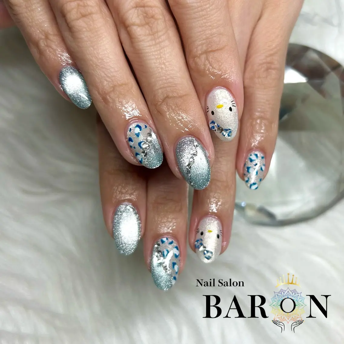 ネイル 水色 ♛︎BARON♛︎ SUMIRE.のネイルデザイン