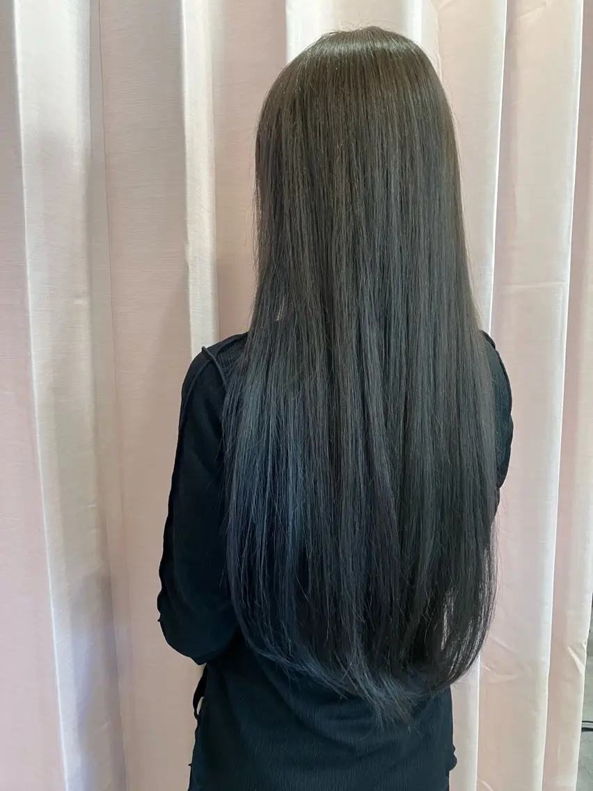 ロング カラー アッシュ ブルーカラー ブルーアッシュ 古宮 萌のヘアスタイル