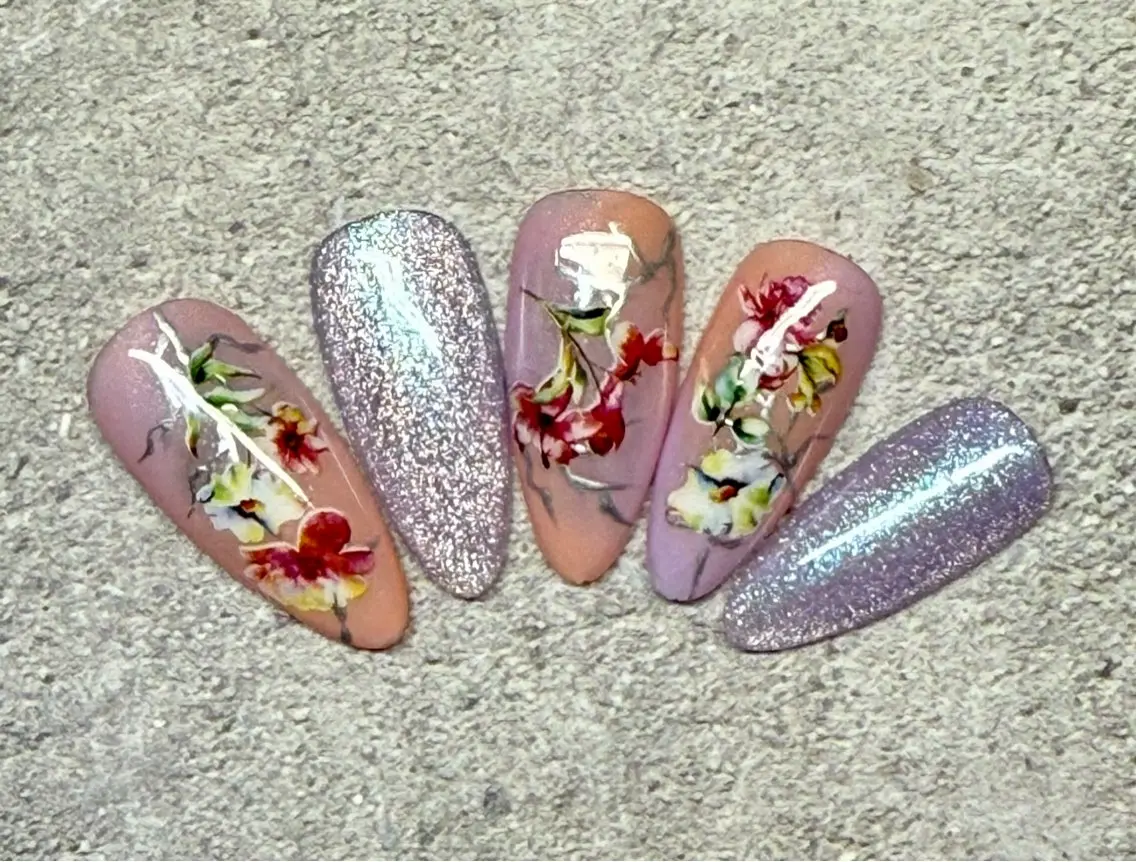 ネイル アートネイル チークネイル フレンチネイル 氷ネイル・うるうるネイル キラキラネイル Mai’s nailのネイルデザイン