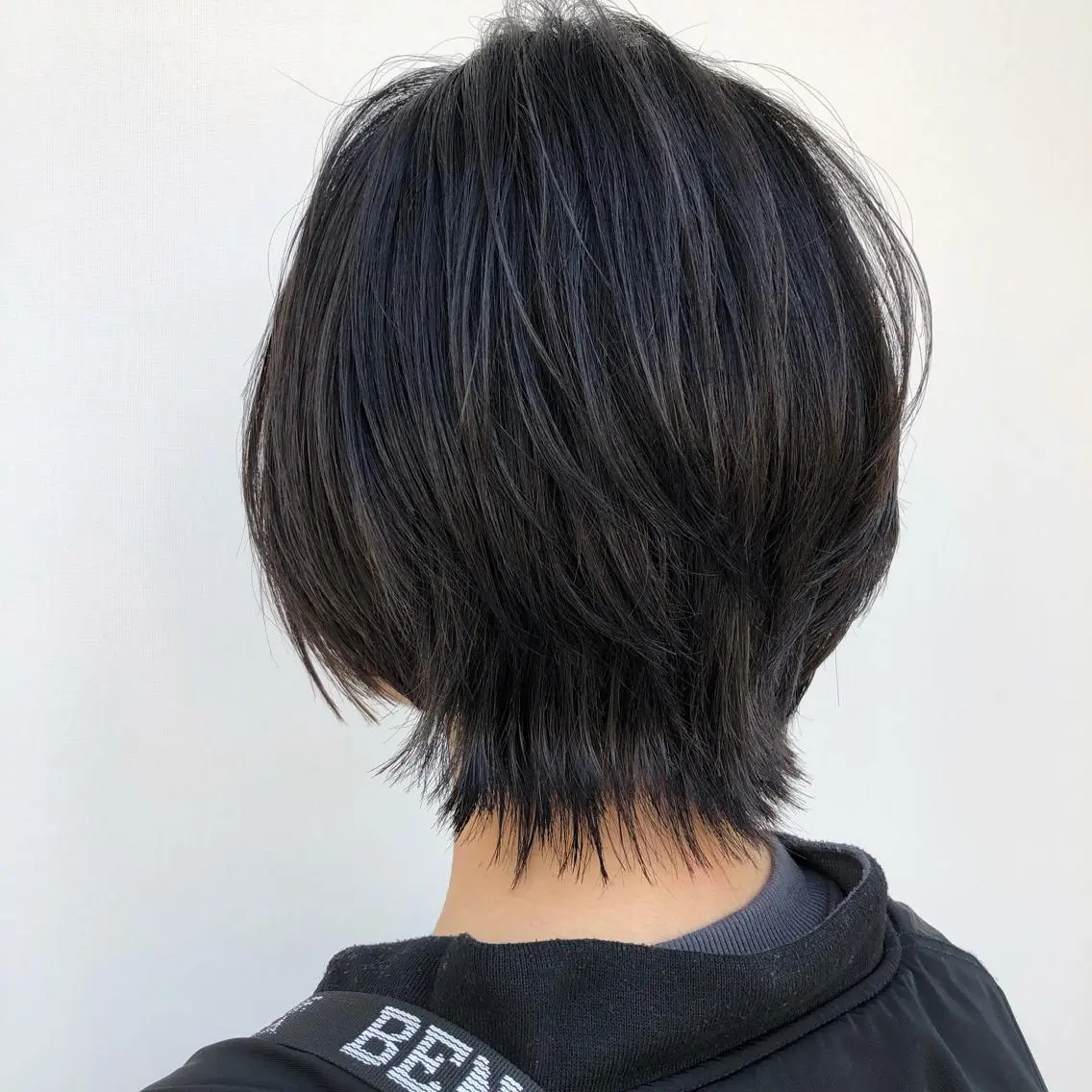 ショート くびれヘア ショートヘア 日野・八王子レイヤー ワタナベリョウマのヘアスタイル